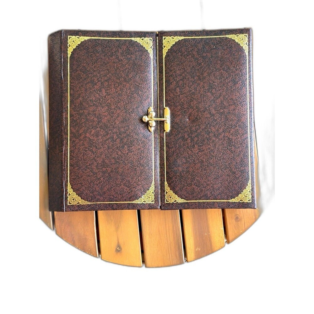 Vintage Pioneer Empty Photo Album Faux Leather Cover With Metal Clasp Retro